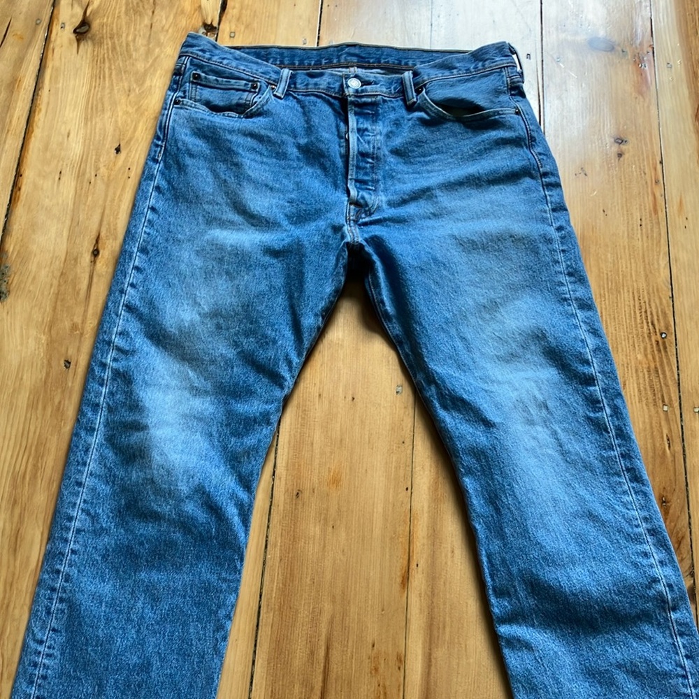 Levi's Classic Blue Straight Jeans Timeless Fit